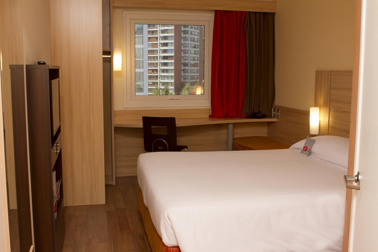 Ibis Santiago Las Condes Exterior photo
