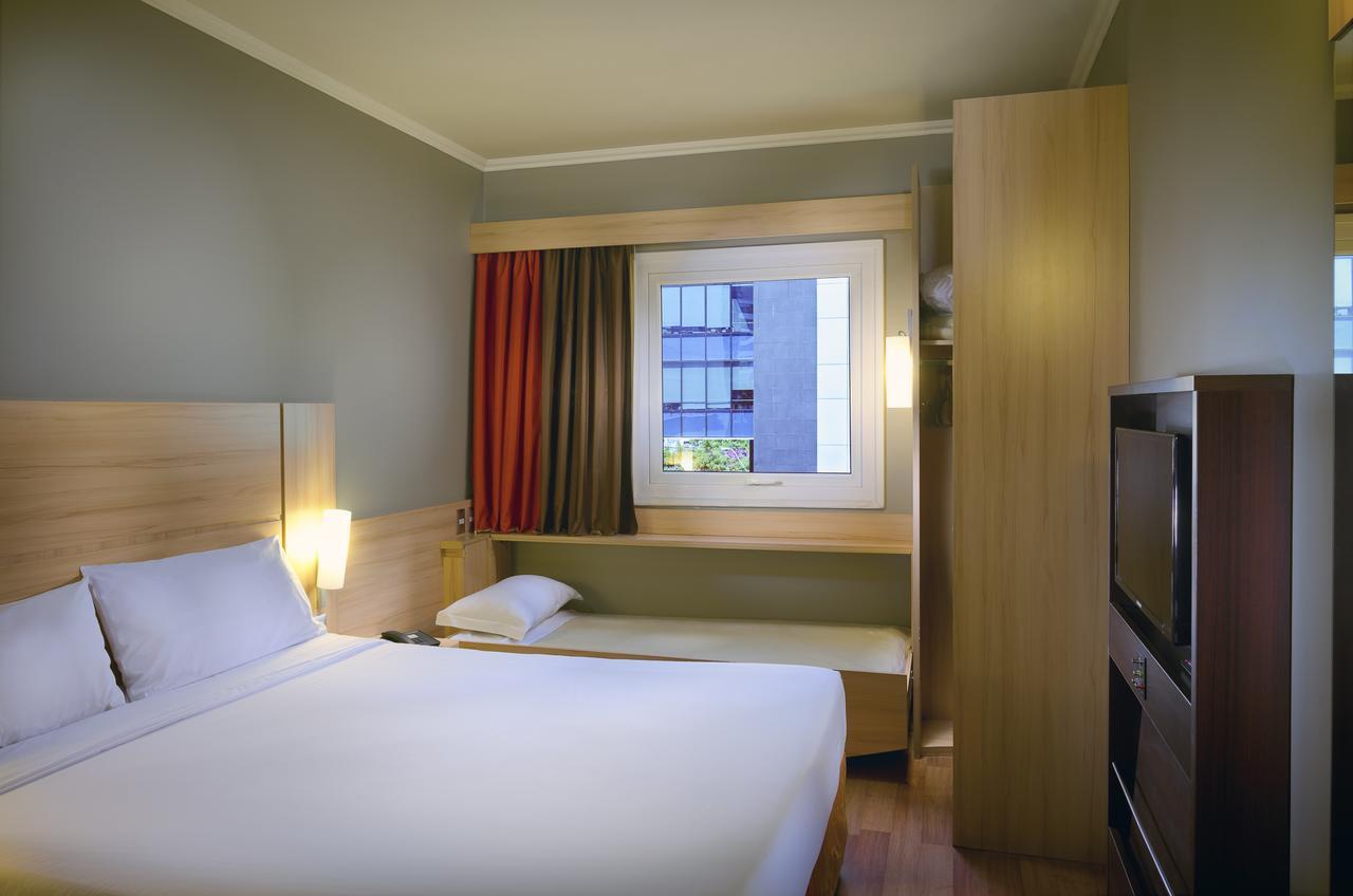 Ibis Santiago Las Condes Exterior photo